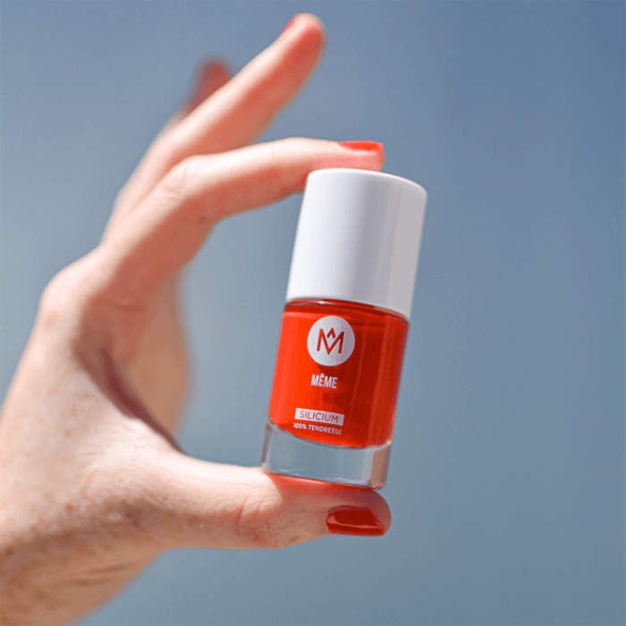 MEME Nagellack mit Silicium blutorange 12